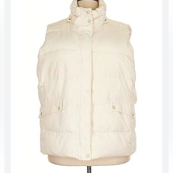 Talbots Petite Puffer Vest‎ Small Petite Ivory Down-Filled Winter Layer - Picture 1 of 11